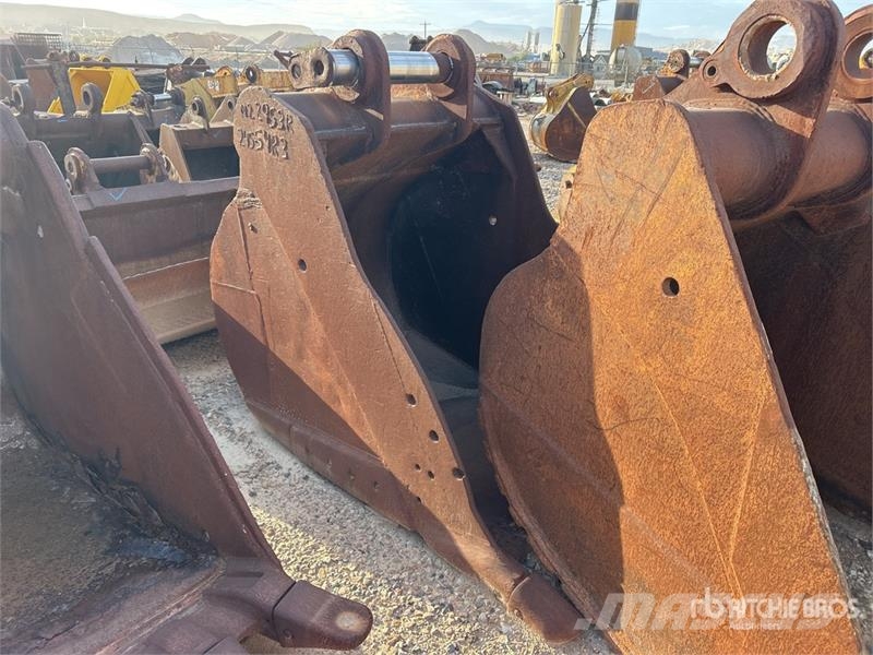 48 in Digging Excavator Bucket Baldes