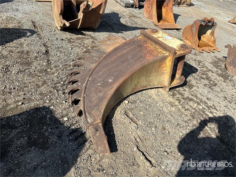  50 in Excavator Ripper Wegopbrekers