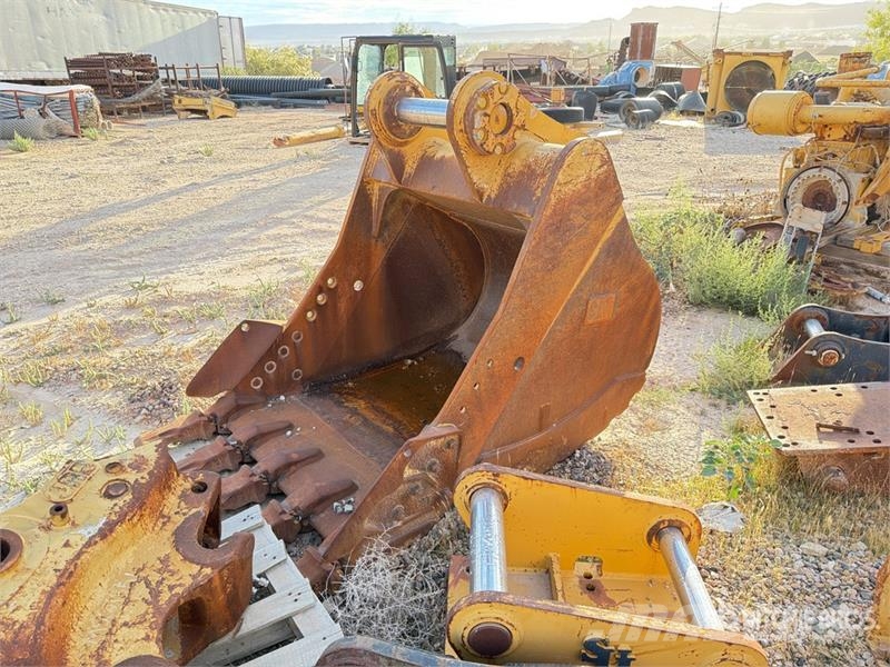 52 in Digging Excavator Bucket Baldes