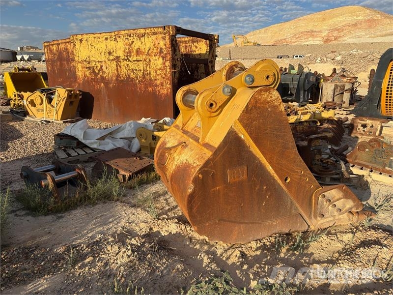 52 in Digging Excavator Bucket Baldes