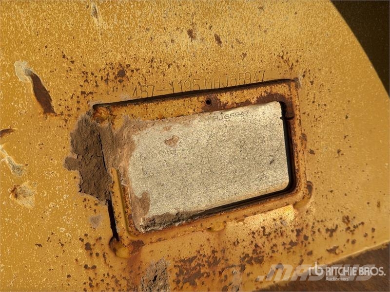 52 in Digging Excavator Bucket Baldes