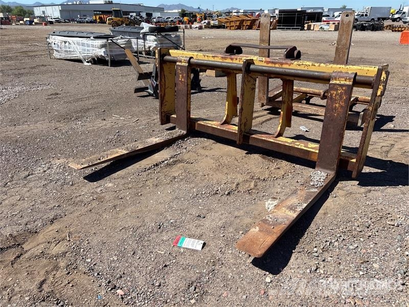  57 in Wheel Loader Forks Vilice