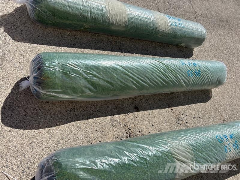 6.6 ft x 49.2 ft Artificial Grass Turf (Unused) Wciągarki, podnośniki i windy towarowe