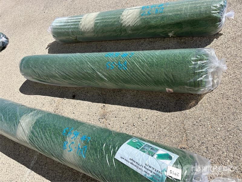 6.6 ft x 49.2 ft Artificial Grass Turf (Unused) Wciągarki, podnośniki i windy towarowe
