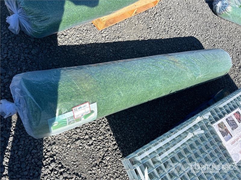 6.6 ft x 49.2 ft Artificial Grass Turf (Unused) Verricelli, paranchi e sollevatori per materiali