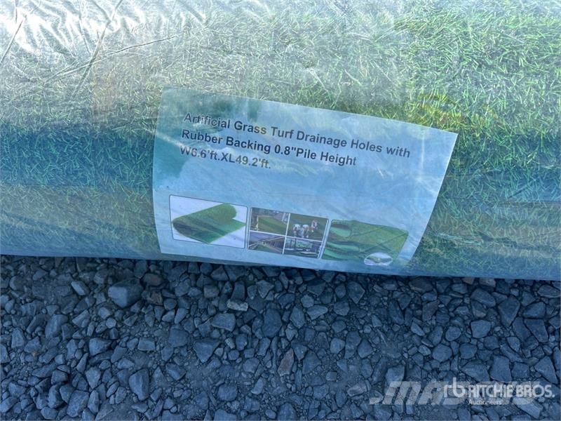 6.6 ft x 49.2 ft Artificial Grass Turf (Unused) Verricelli, paranchi e sollevatori per materiali