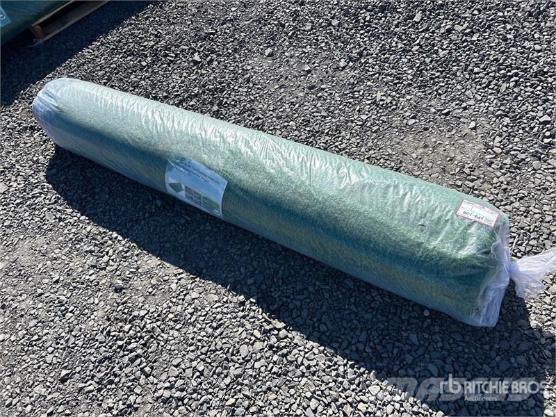 6.6 ft x 49.2 ft Artificial Grass Turf (Unused) Verricelli, paranchi e sollevatori per materiali
