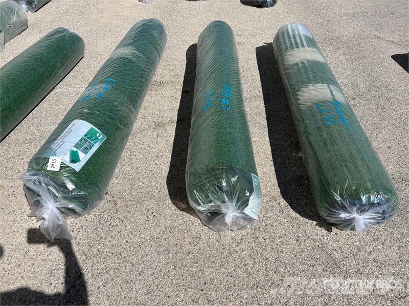 6.6 ft x 49.2 ft Artificial Grass Turf (Unused) Wciągarki, podnośniki i windy towarowe