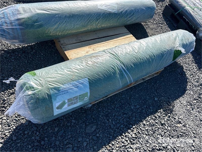  6.6 ft x 49.2 ft Artificial Grass Turf (Unused) المصاعد والرافعات المادية
