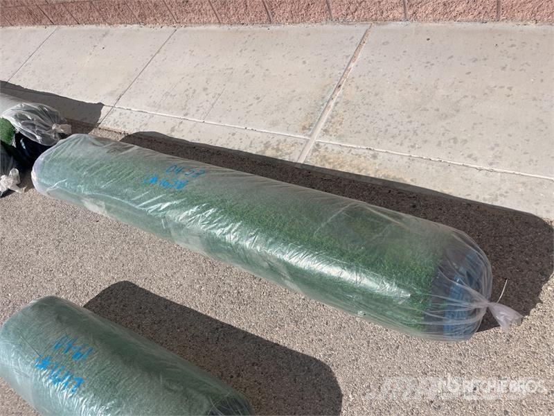 6.6 ft x 49.2 ft Artificial Grass Turf (Unused) Pacēlāji, vinčas un materiālu lifti