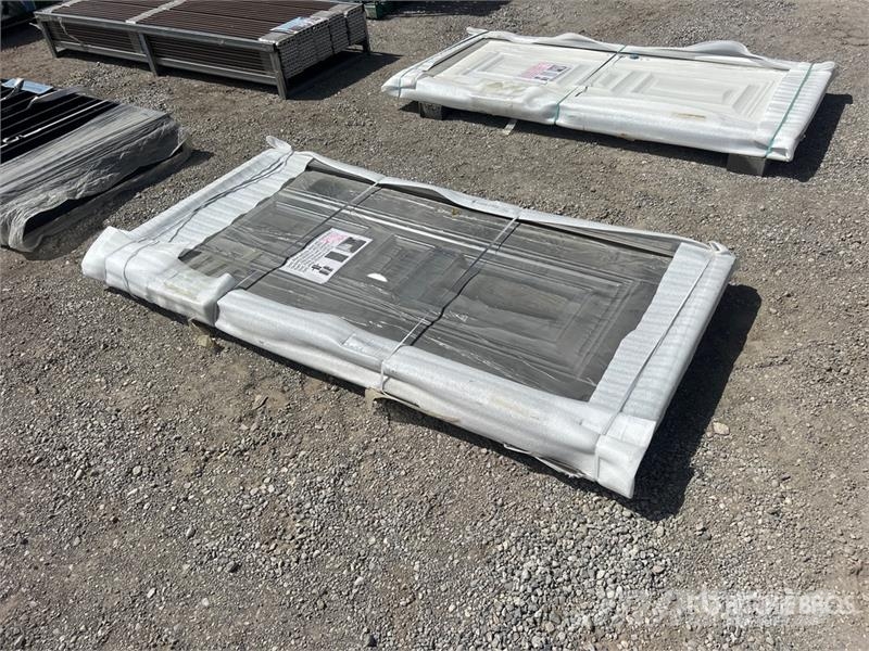 6.89 ft x 3.38 ft Grey Steel Security Door (Unused Talhas, guinchos e elevadores de materiais