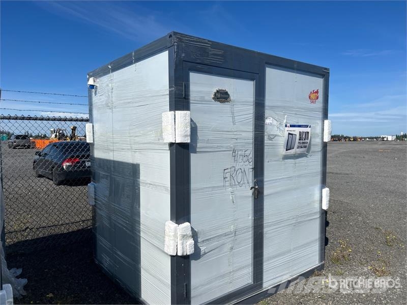 6 ft 3 in x ft 11 in Portable Toilet (Unused) その他部品