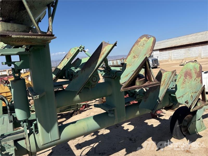 6 ft Reversible Plow Charruas reversíveis