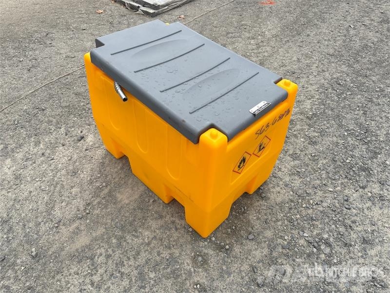 60 gal Poly Diesel Fuel Tank (Unused) 燃料タンクと添加剤用タンク