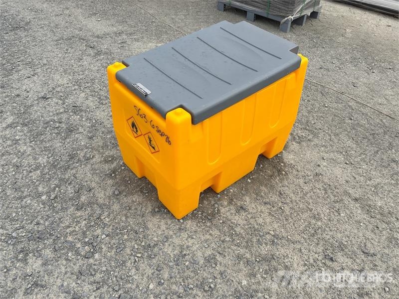 60 gal Poly Diesel Fuel Tank (Unused) 燃料タンクと添加剤用タンク