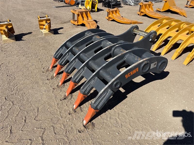  61 in Excavator Rake Obračalniki in zgrabljalniki