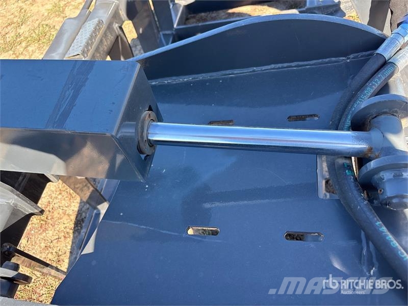 66 in Skid Steer Grapple 兩爪吊夾
