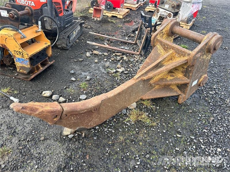  68 in Excavator Ripper - Fits Cat 345/349 Escarificadoras