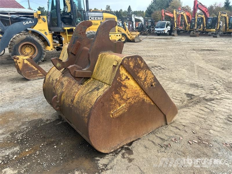 68 in Q/C Cleanup Excavator Bucket Ковши
