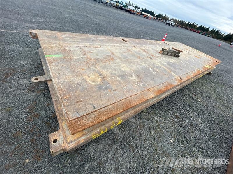  7 ft 11 in x 23 ft 11.5 in (4 in Wall) Trench Shie Rezervni delovi i oprema za bušenje