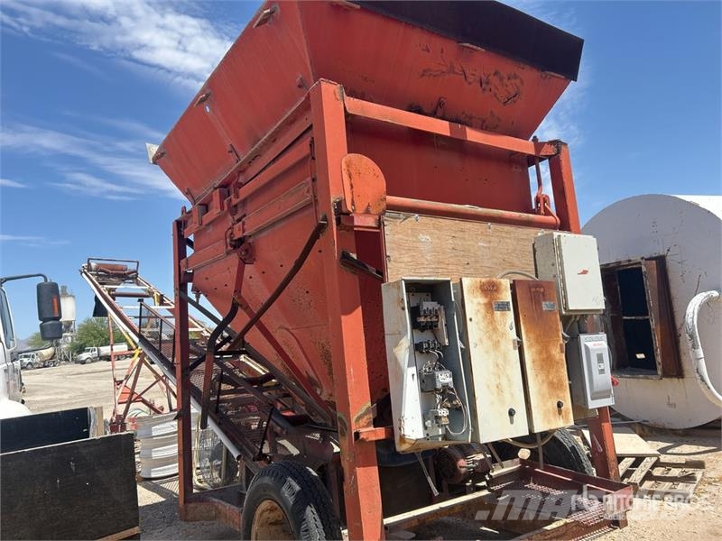 7 ft x 9 ft Portable 1 Aggregate Bin Aggregate Hop Будтехніка - Інші