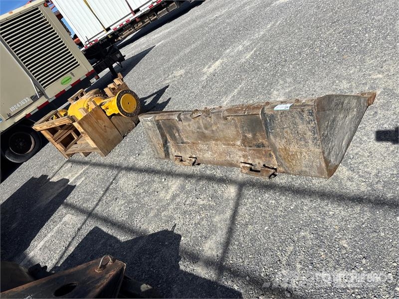 71 in General Purpose Skid Steer Bucket Schaufeln