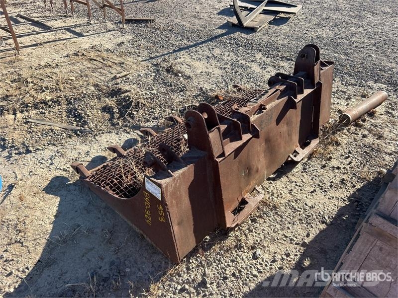  72 in Skeleton Skid Steer Bucket Buckets
