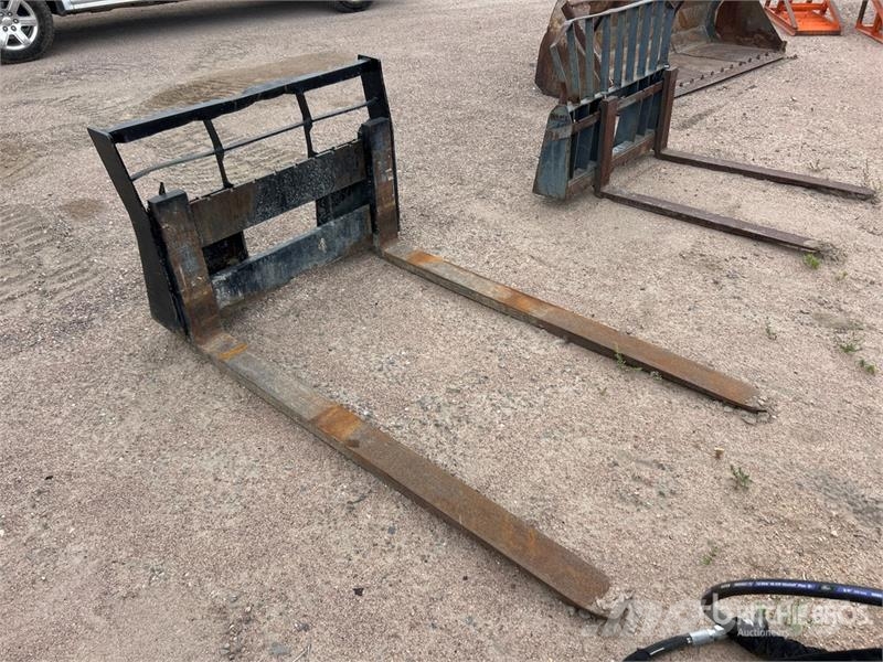 72 in Skid Steer Forks Gabeln