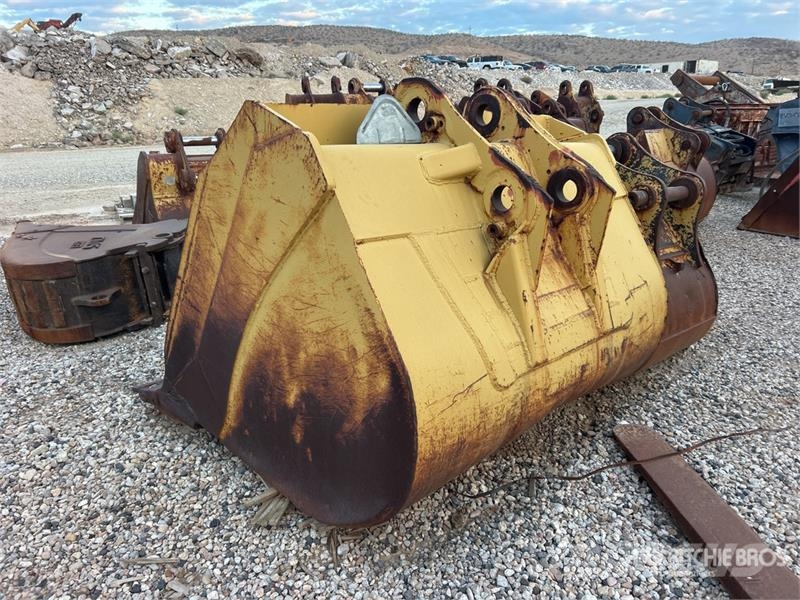  74 in Digging Excavator Bucket Baldes