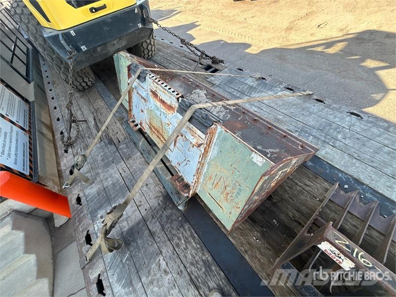 74 in Skid Steer Bucket Κουβάδες