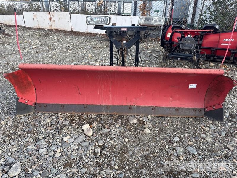 8 ft 1 Way Snow Plow 刮雪板和犁