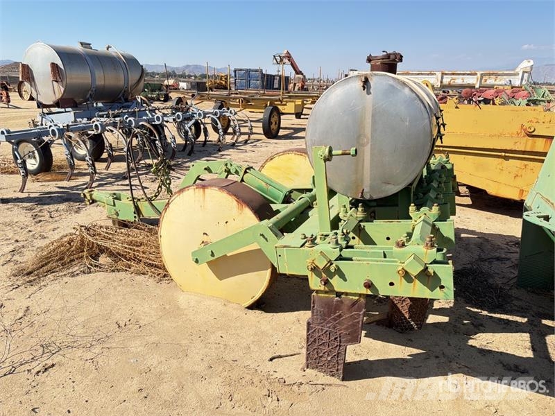 8 ft 5 Shank Ripper Other tillage machines and accessories