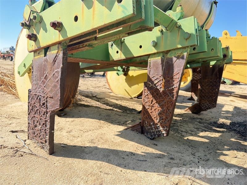 8 ft 5 Shank Ripper Other tillage machines and accessories