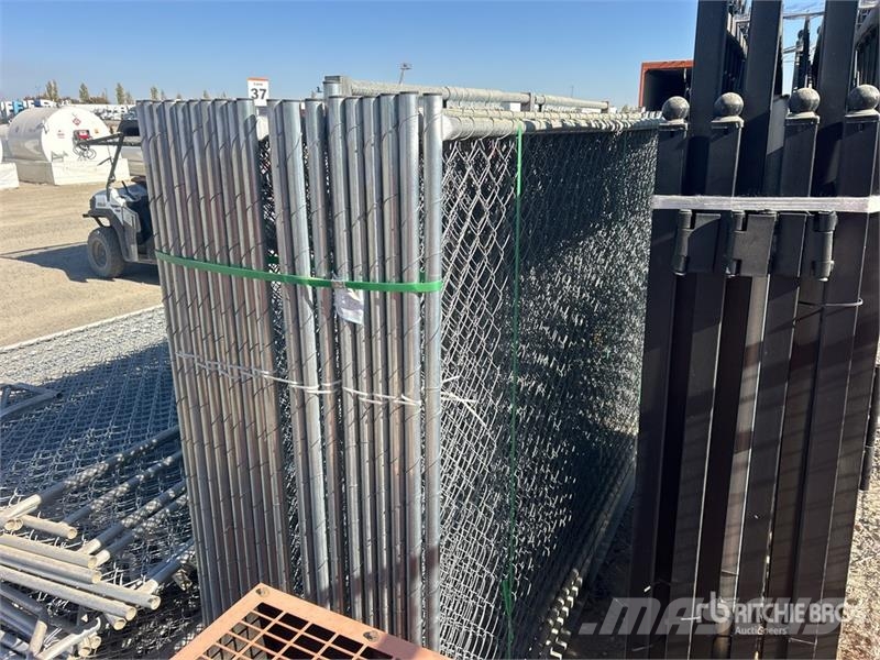8 ft 6 in x 5 ft 9 in Chain Link Fencing Technika pro oplocení a ohrady