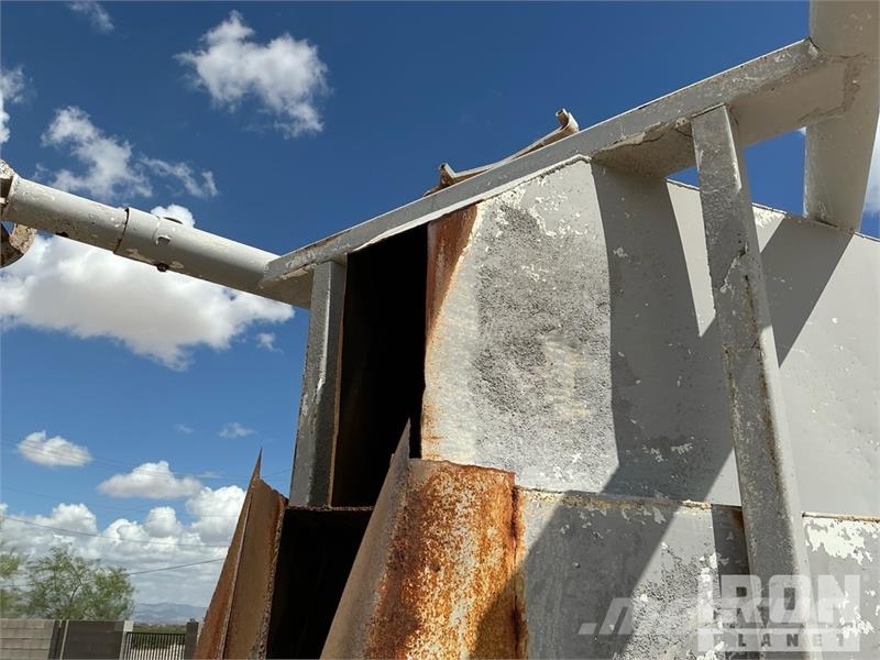 8 ft x 6 ft Aggregate Hopper Construcción - Otros