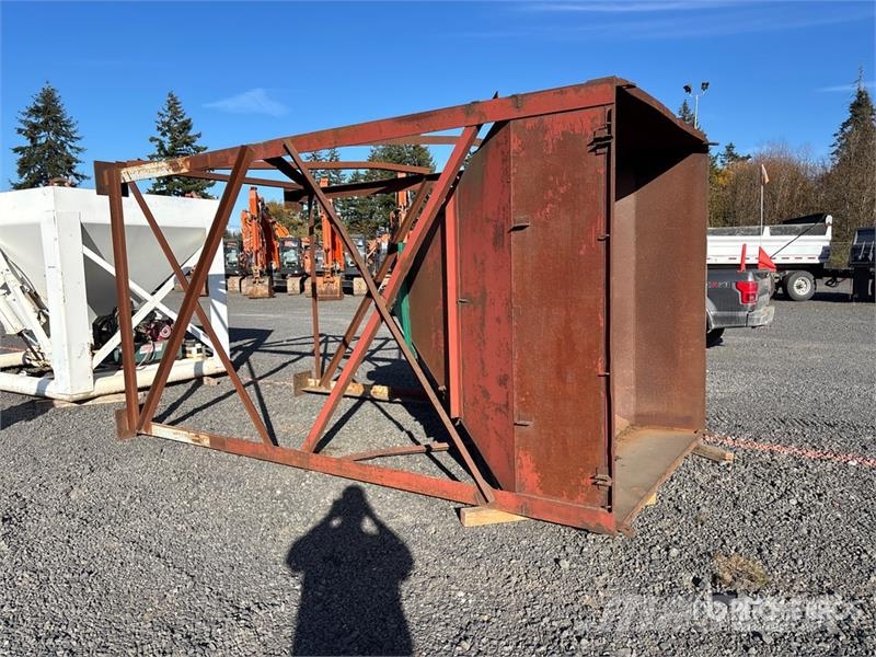  8 ft x  ft Aggregate Hopper Stavebnictví - ostatní