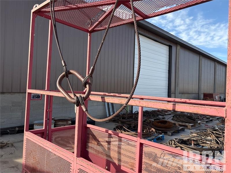 84 in 3 person- Man Basket. 900lb max load capacit Diger parçalar