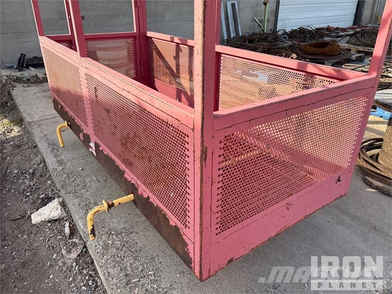 84 in 3 person- Man Basket. 900lb max load capacit Diger parçalar