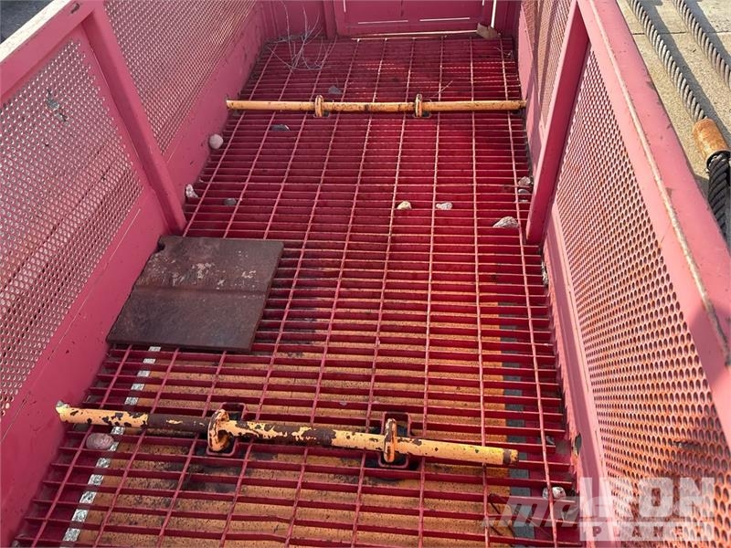 84 in 3 person- Man Basket. 900lb max load capacit Diger parçalar