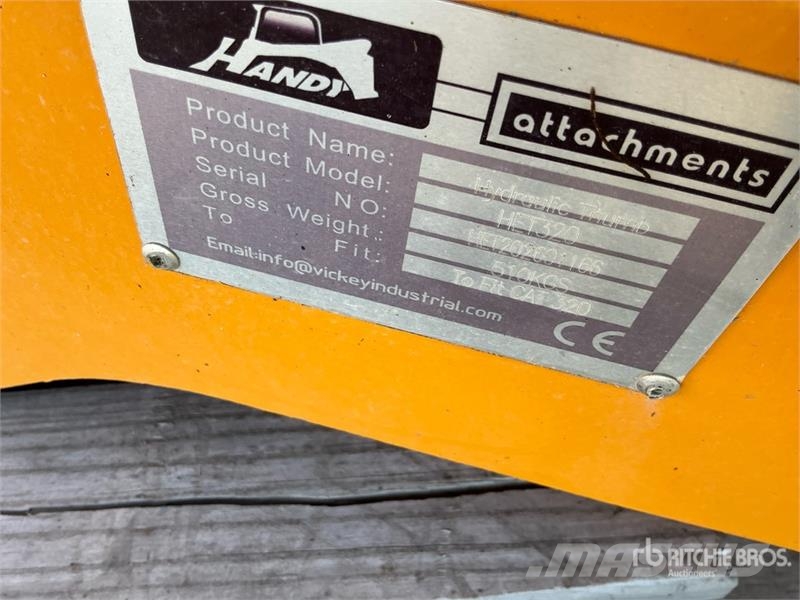  84 in Excavator Thumb (Unused) Cucharones