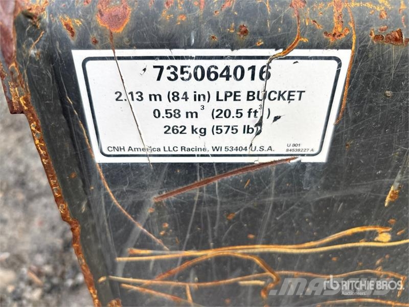  84 in General Purpose Skid Steer Bucket Skovle