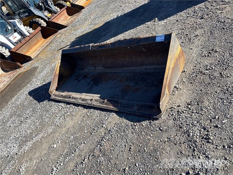  84 in General Purpose Skid Steer Bucket Skovle