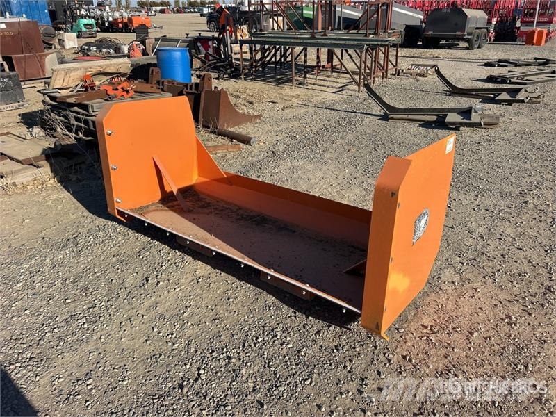 84 in Skid Steer Snow Pusher Schneeschilde und -pflüge