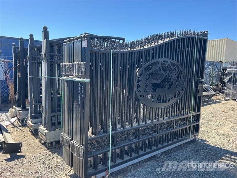 9 ft 7.5 in x 7 ft 6 in Driveway Gate Lauksaimniecība- Citi