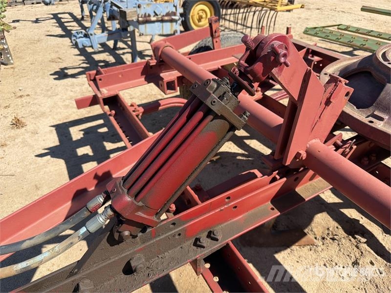 9 ft Plow Sonstige Landmaschinen