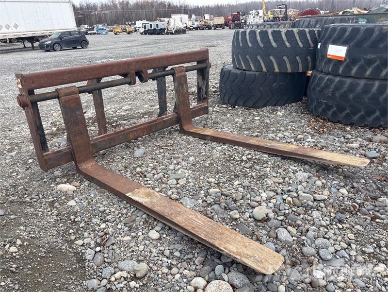 94 in Q/C Wheel Loader Forks - Fits Volvo شوكات