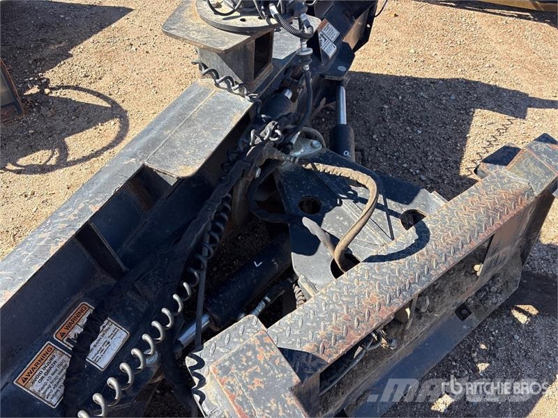 96 in PAT Skid Steer Dozer ブレード