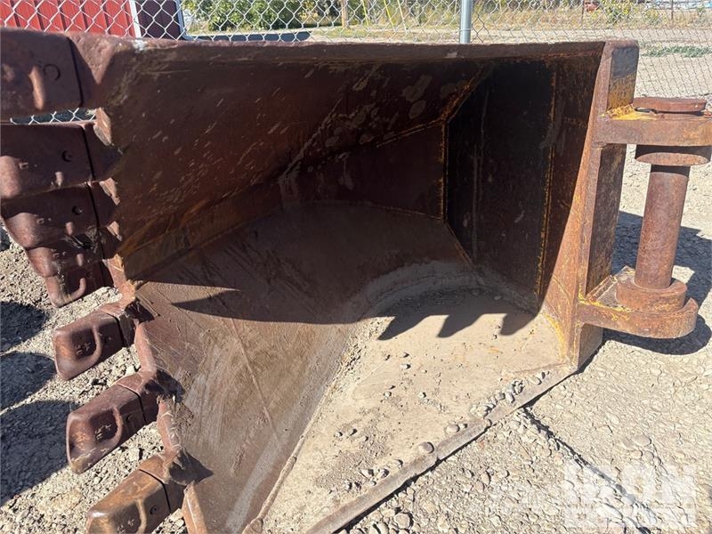 ADCO 34 in V-Ditching Excavator Bucket 鏟斗
