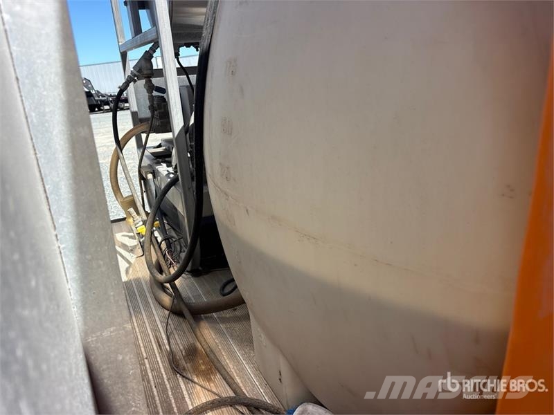 Advance Mechanical T/A Trash Bin Cleaning trailer Ostale prikolice