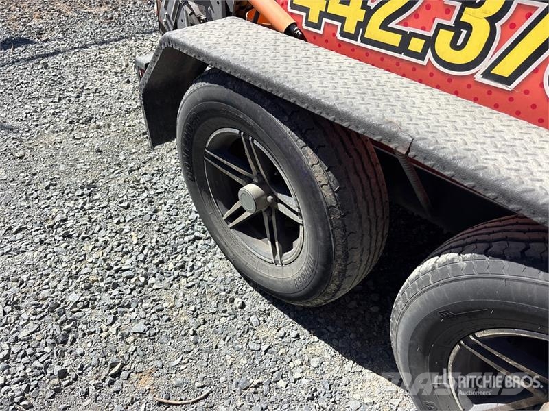 Advance Mechanical T/A Trash Bin Cleaning trailer Ostale prikolice